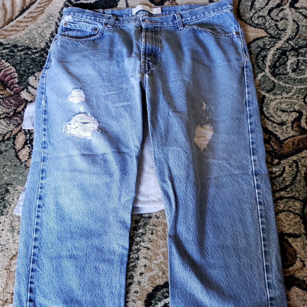 Levi's Regular Fit Tattered Blue Jeans